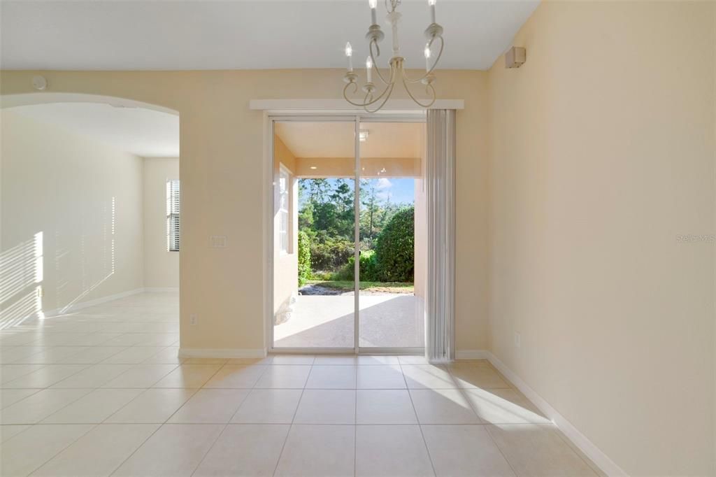 待售: $265,000 (3 贝兹, 2 浴室, 1688 平方英尺)