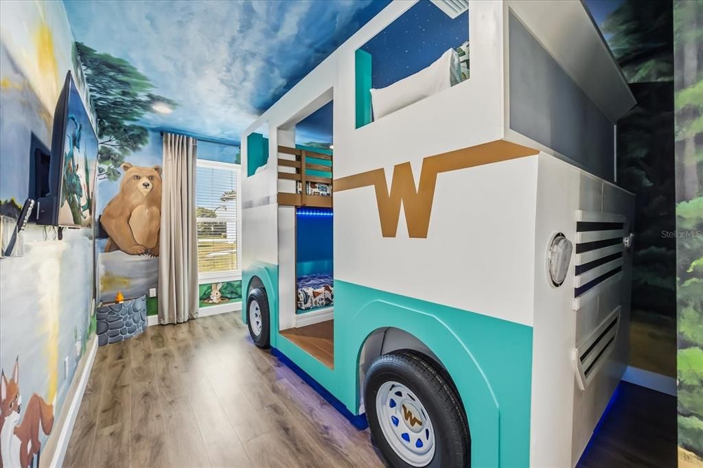 En Venta: $2,300,000 (6 camas, 6 baños, 5833 Pies cuadrados)