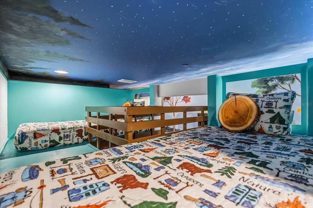 En Venta: $2,300,000 (6 camas, 6 baños, 5833 Pies cuadrados)