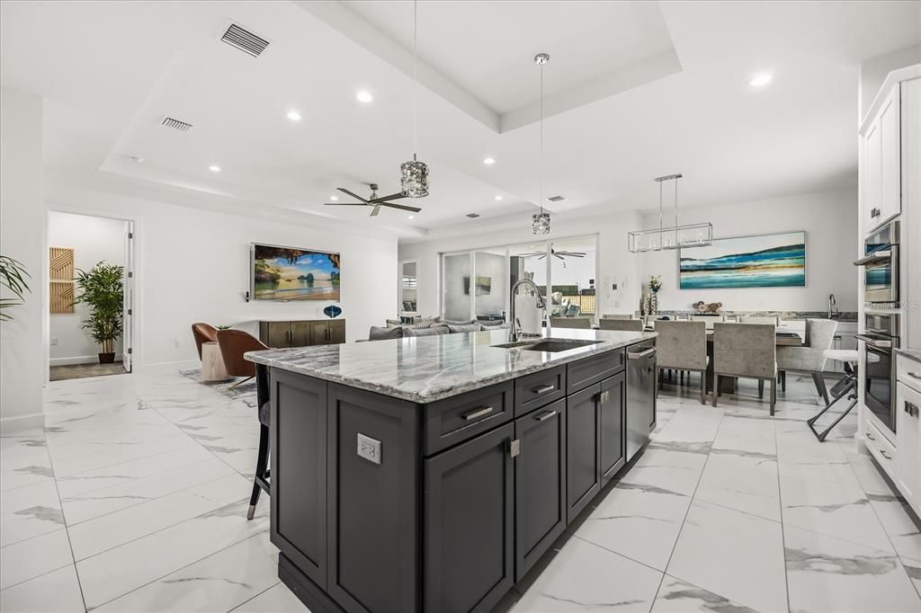 En Venta: $2,300,000 (6 camas, 6 baños, 5833 Pies cuadrados)