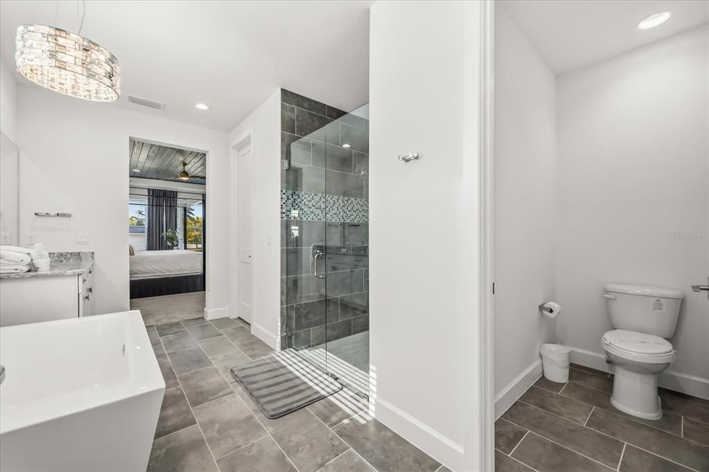 En Venta: $2,300,000 (6 camas, 6 baños, 5833 Pies cuadrados)