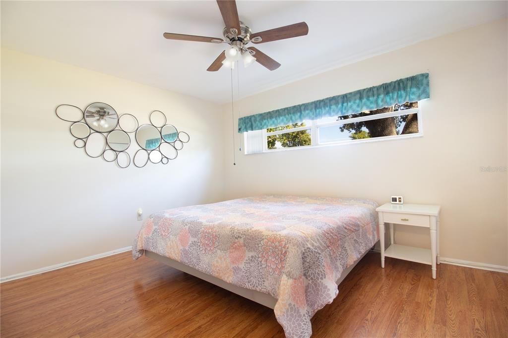 Active With Contract: $430,000 (3 beds, 2 baths, 1325 Square Feet)