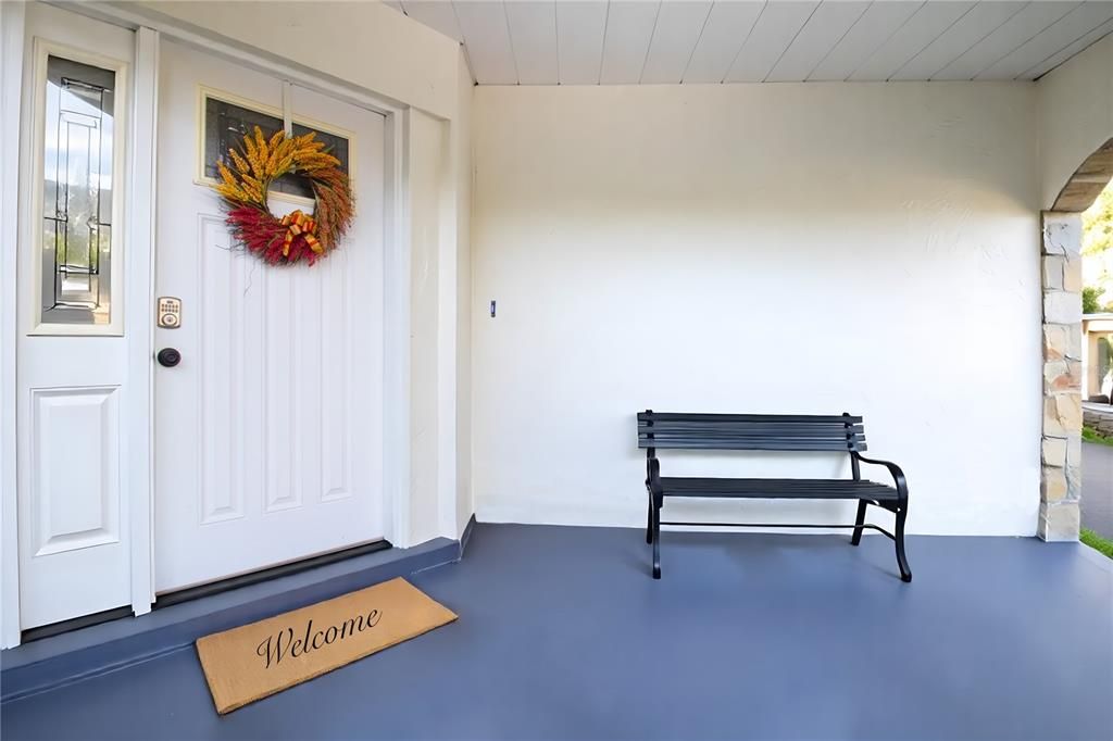 Active With Contract: $430,000 (3 beds, 2 baths, 1325 Square Feet)