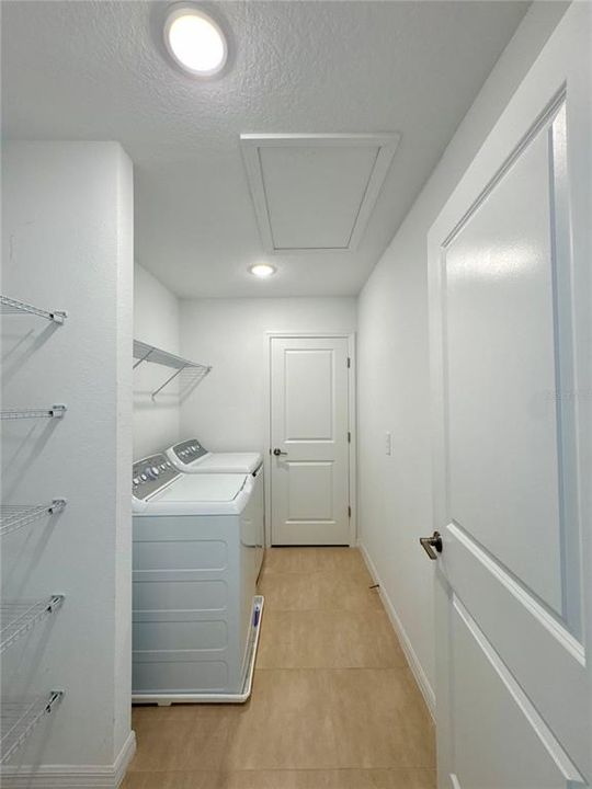 На продажу: $378,000 (4 спален, 2 ванн, 2271 Квадратных фут)