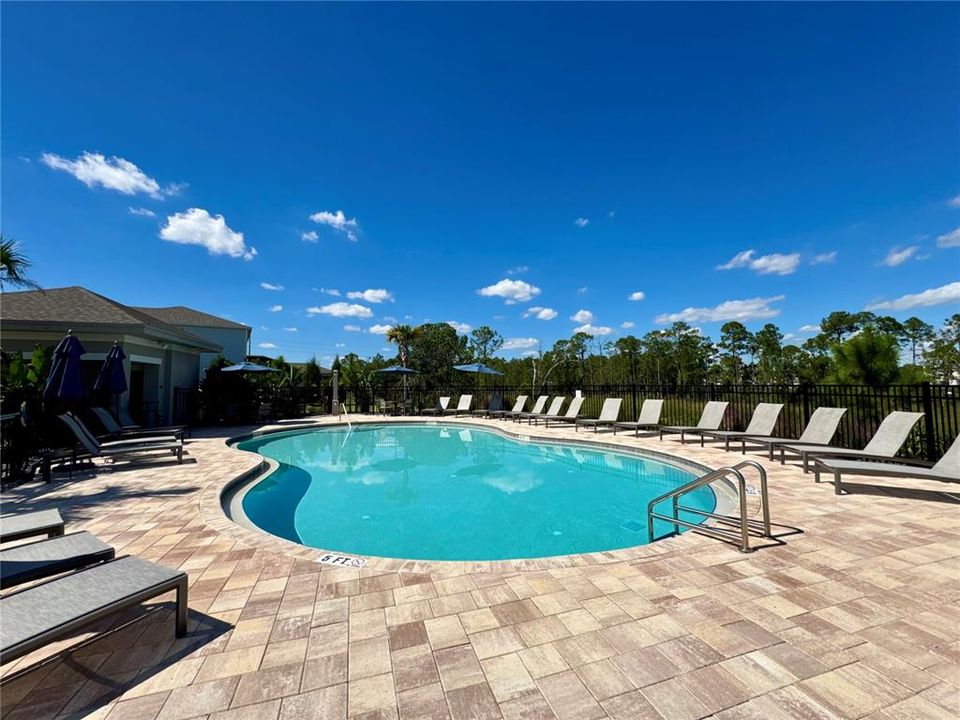 На продажу: $378,000 (4 спален, 2 ванн, 2271 Квадратных фут)