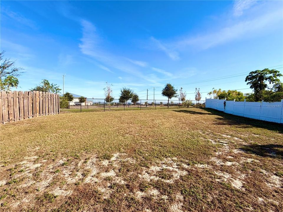 待售: $264,500 (3 贝兹, 2 浴室, 1269 平方英尺)