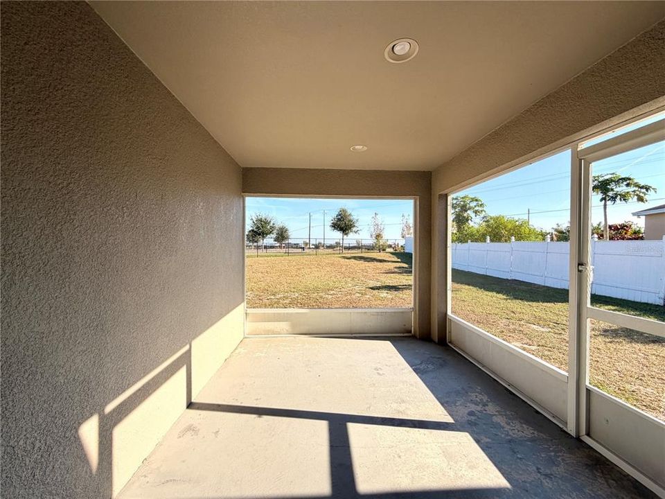 待售: $264,500 (3 贝兹, 2 浴室, 1269 平方英尺)