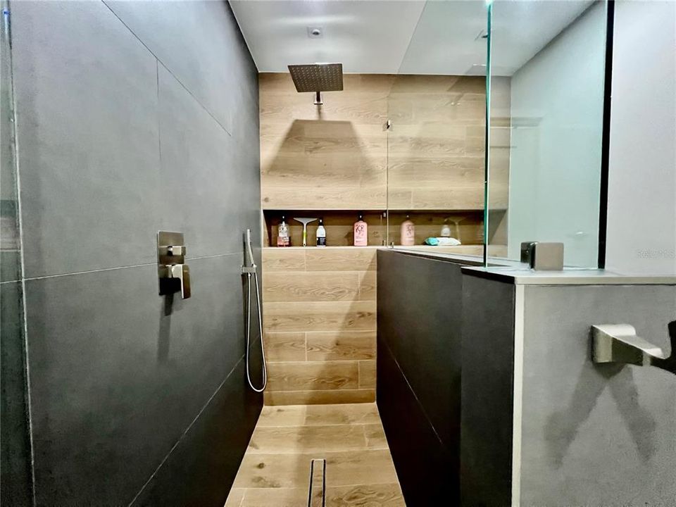 En Renta: $5,950 (3 camas, 2 baños, 2069 Pies cuadrados)