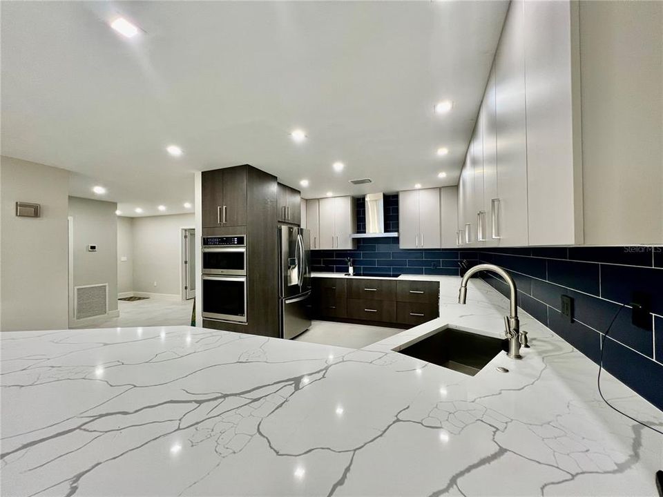 En Renta: $5,950 (3 camas, 2 baños, 2069 Pies cuadrados)