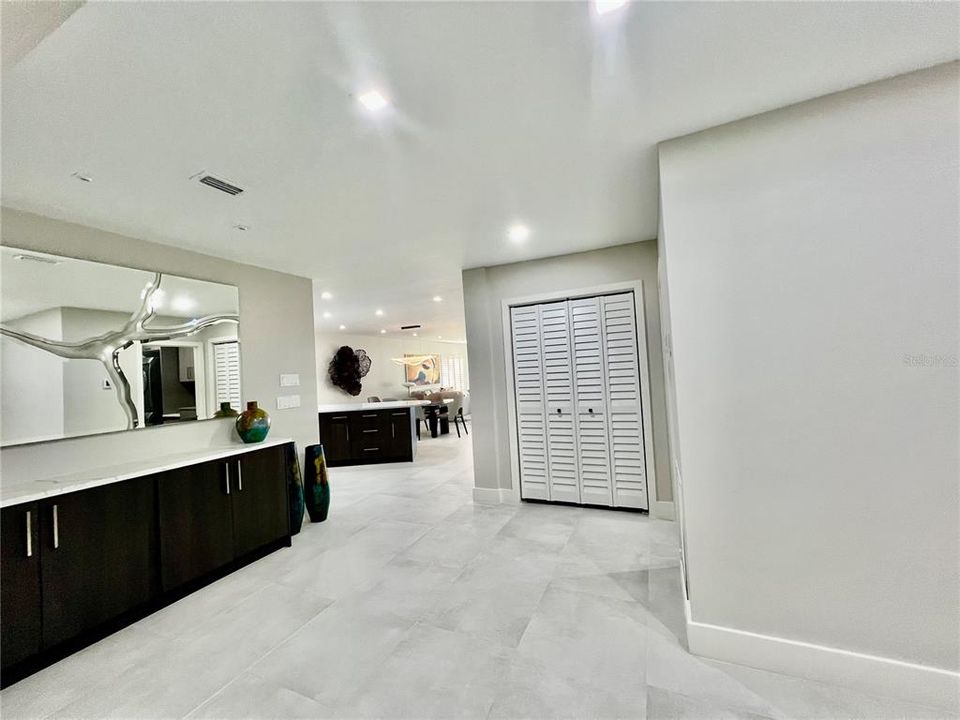 En Renta: $5,950 (3 camas, 2 baños, 2069 Pies cuadrados)