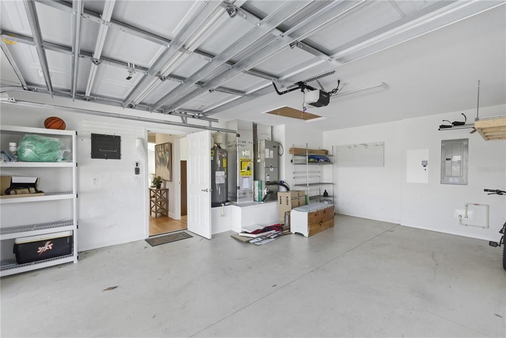 En Venta: $440,000 (3 camas, 2 baños, 1357 Pies cuadrados)