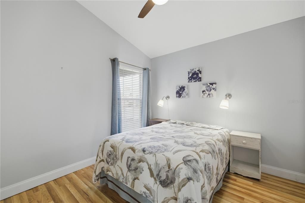 En Venta: $440,000 (3 camas, 2 baños, 1357 Pies cuadrados)