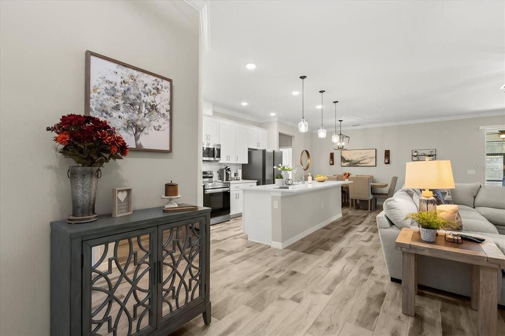 На продажу: $425,000 (3 спален, 2 ванн, 2062 Квадратных фут)