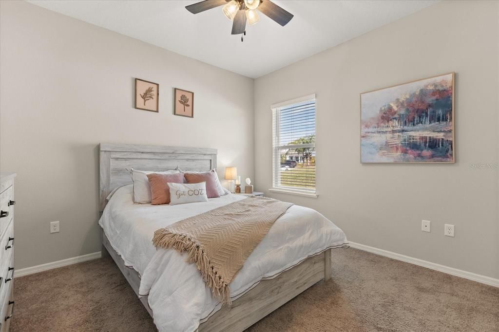 На продажу: $425,000 (3 спален, 2 ванн, 2062 Квадратных фут)