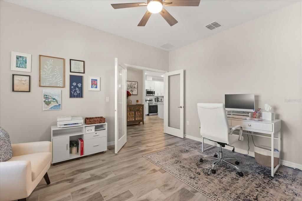 На продажу: $425,000 (3 спален, 2 ванн, 2062 Квадратных фут)