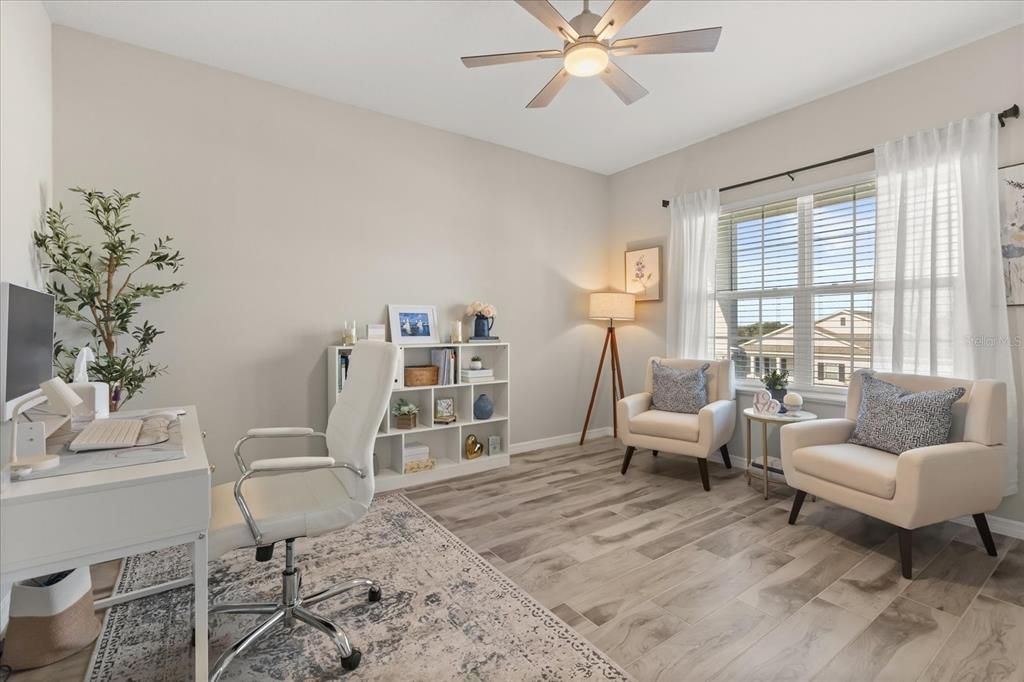 На продажу: $425,000 (3 спален, 2 ванн, 2062 Квадратных фут)