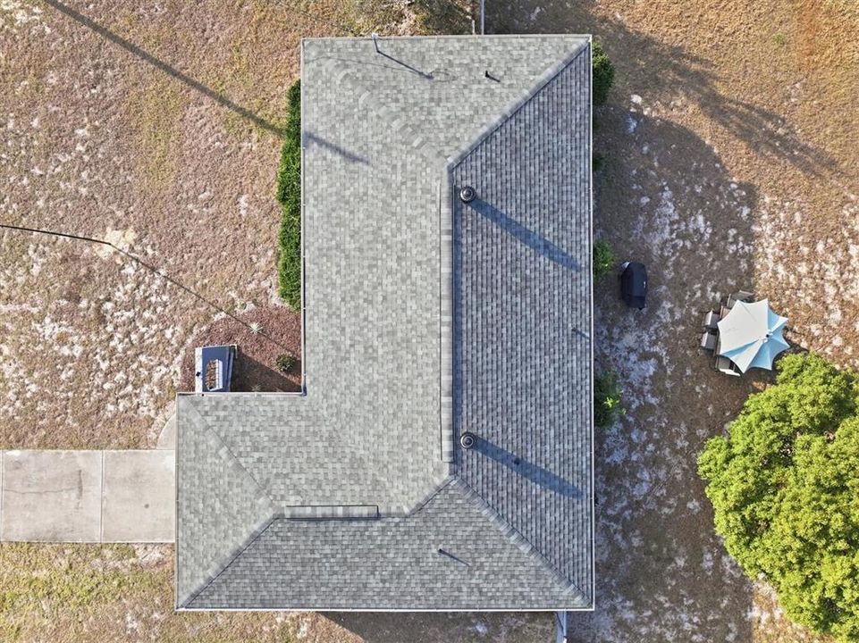 For Sale: $250,000 (2 beds, 2 baths, 968 Square Feet)