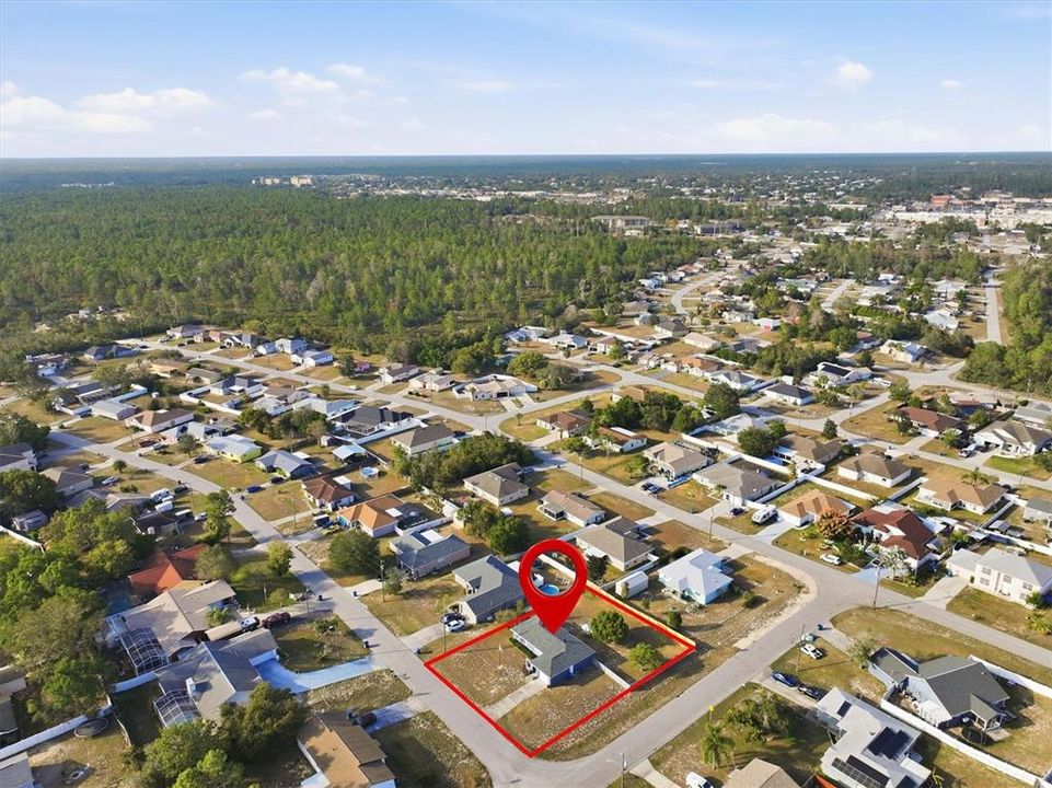 For Sale: $250,000 (2 beds, 2 baths, 968 Square Feet)