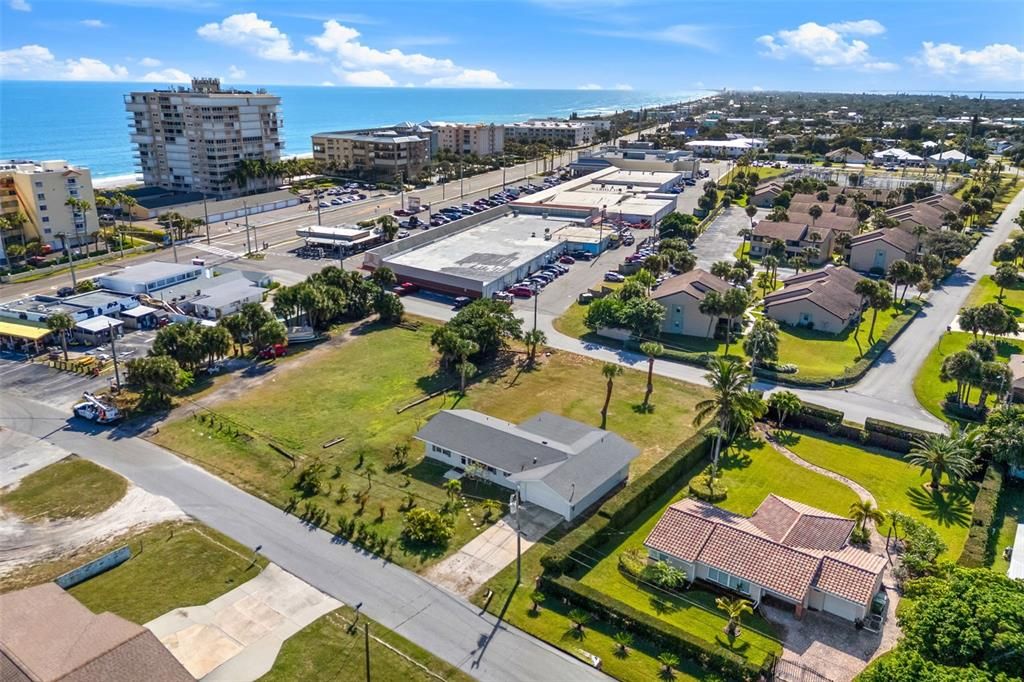 待售: $889,000 (4 贝兹, 2 浴室, 1616 平方英尺)