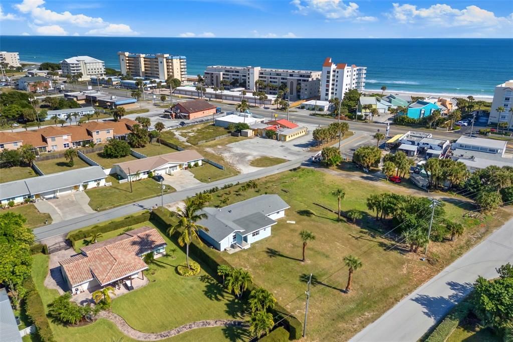 待售: $889,000 (4 贝兹, 2 浴室, 1616 平方英尺)