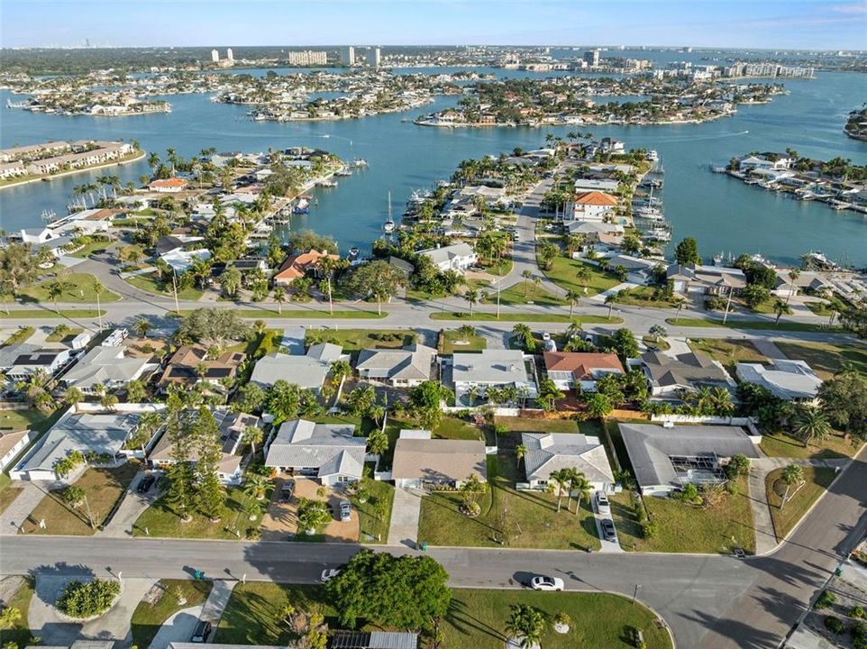 На продажу: $605,000 (3 спален, 1 ванн, 1320 Квадратных фут)