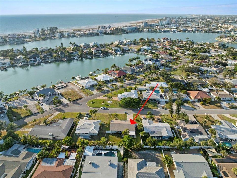 На продажу: $605,000 (3 спален, 1 ванн, 1320 Квадратных фут)