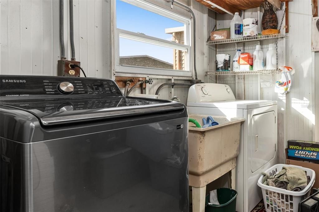 For Sale: $117,500 (2 beds, 2 baths, 1032 Square Feet)