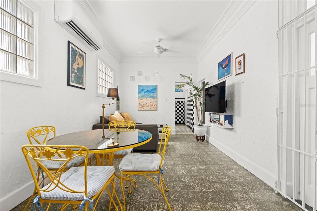 На продажу: $2,750,000 (11 спален, 6 ванн, 4802 Квадратных фут)