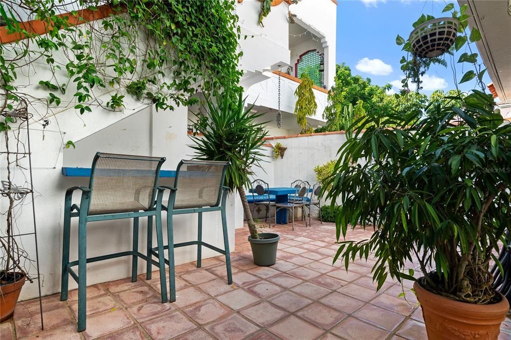 На продажу: $2,750,000 (11 спален, 6 ванн, 4802 Квадратных фут)