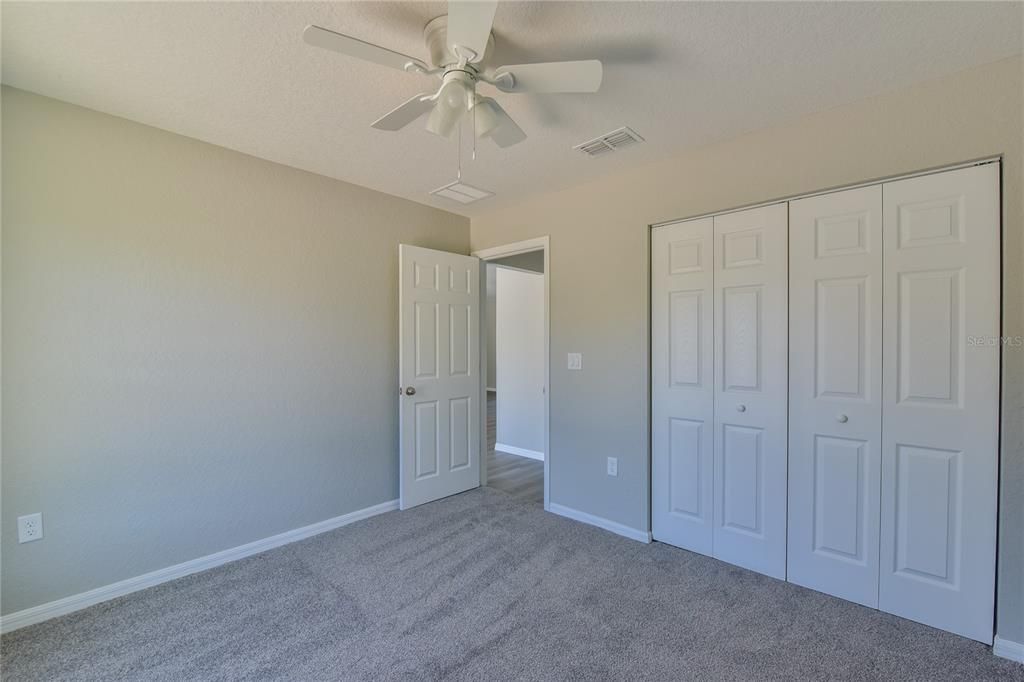 For Sale: $244,900 (3 beds, 2 baths, 1370 Square Feet)