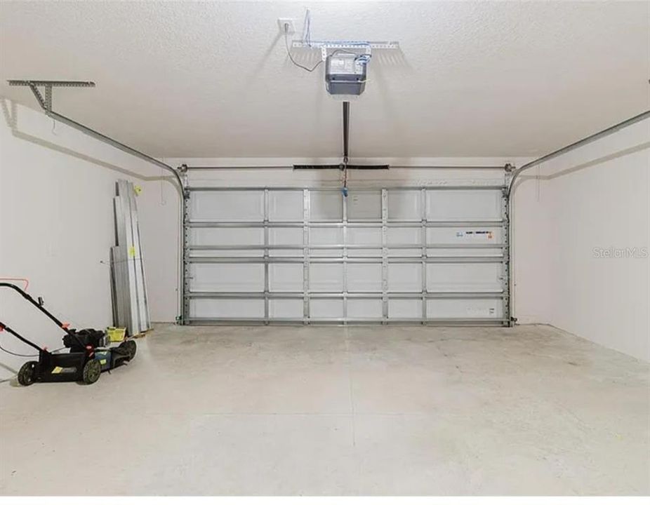 For Sale: $374,899 (4 beds, 2 baths, 2260 Square Feet)