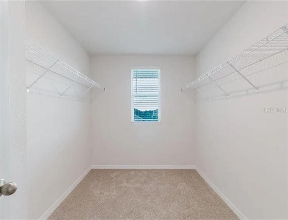 For Sale: $374,899 (4 beds, 2 baths, 2260 Square Feet)