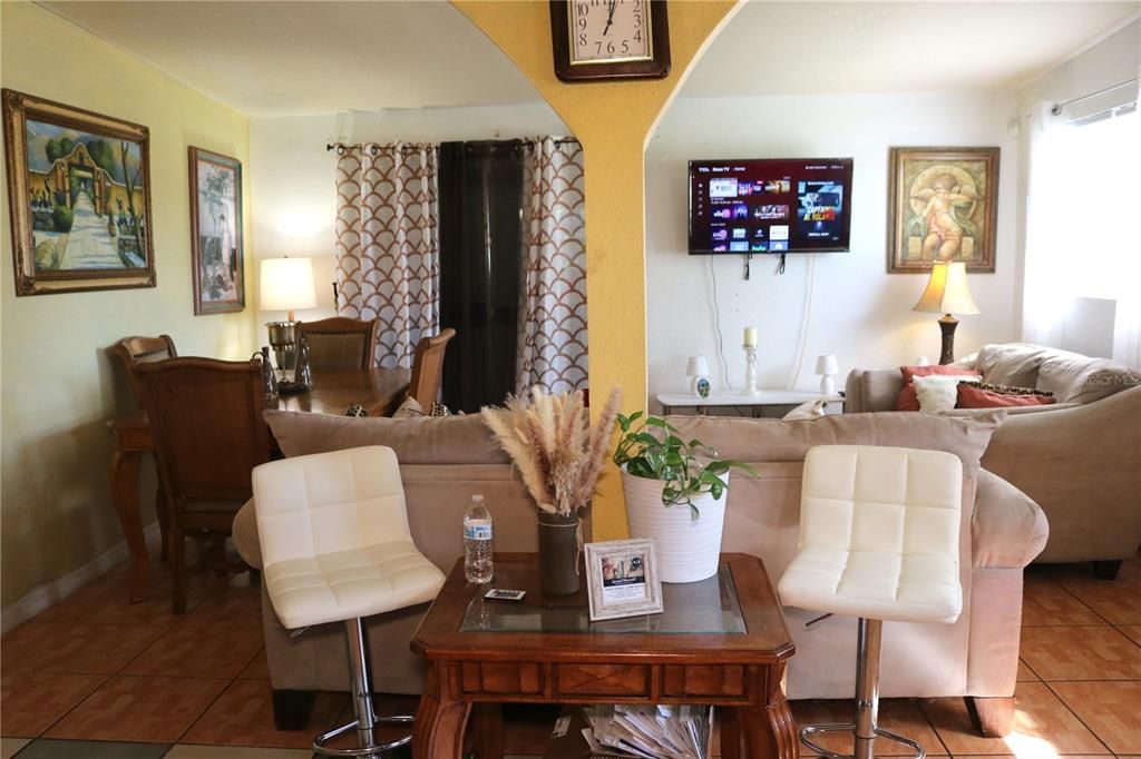 На продажу: $290,000 (3 спален, 3 ванн, 1188 Квадратных фут)