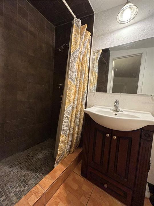 На продажу: $290,000 (3 спален, 3 ванн, 1188 Квадратных фут)