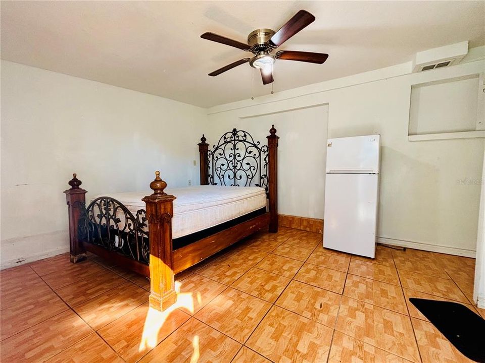 На продажу: $290,000 (3 спален, 3 ванн, 1188 Квадратных фут)