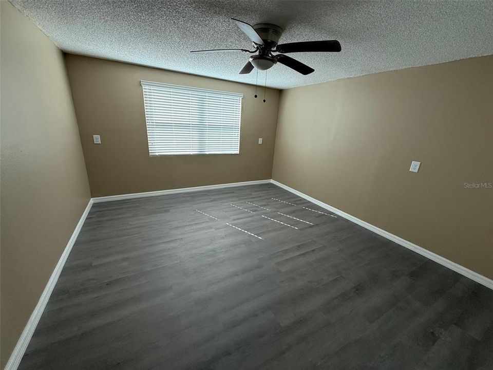 待售: $299,900 (3 贝兹, 2 浴室, 1757 平方英尺)