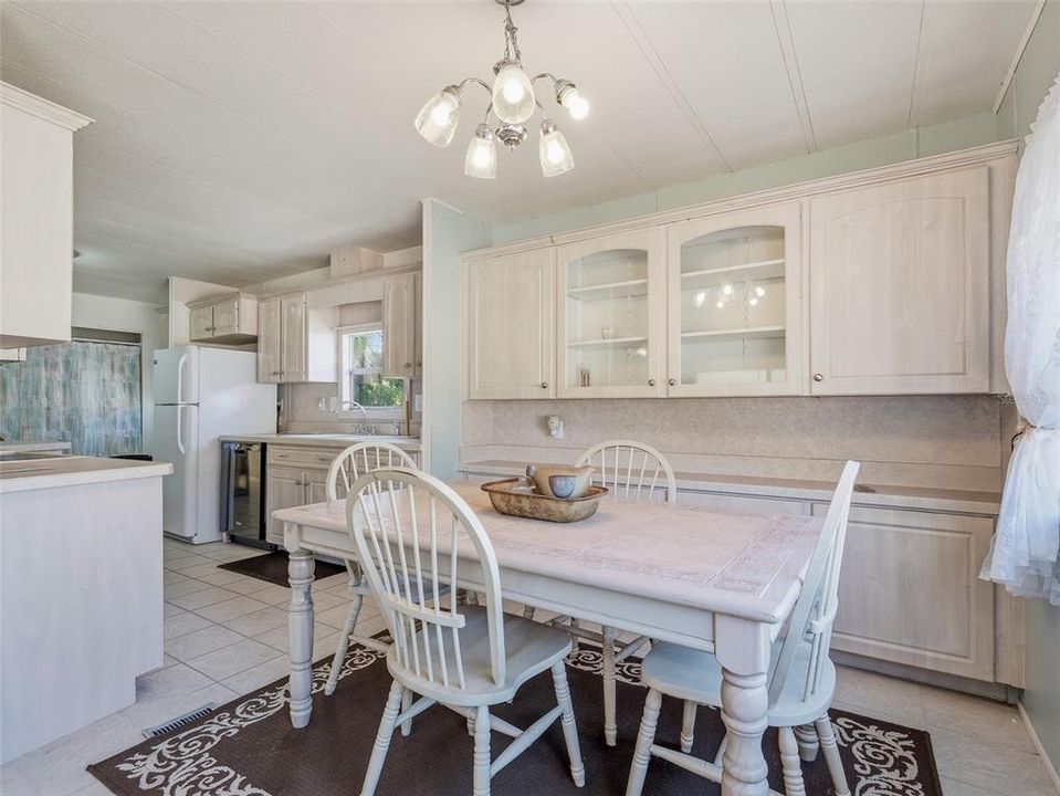 待售: $147,500 (2 贝兹, 2 浴室, 1152 平方英尺)