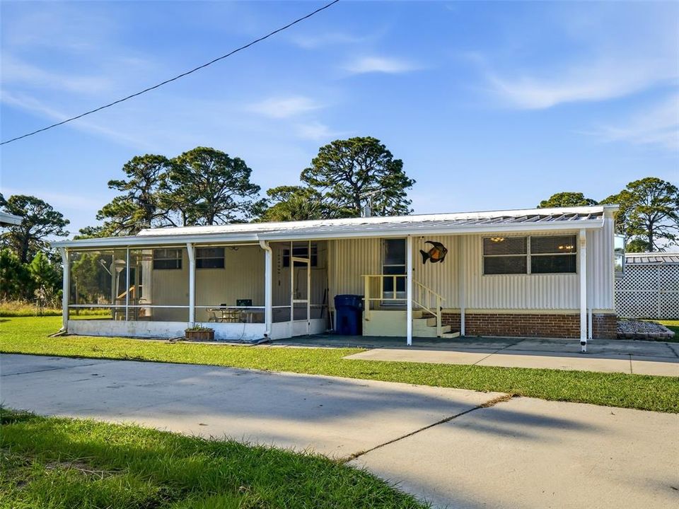 待售: $147,500 (2 贝兹, 2 浴室, 1152 平方英尺)