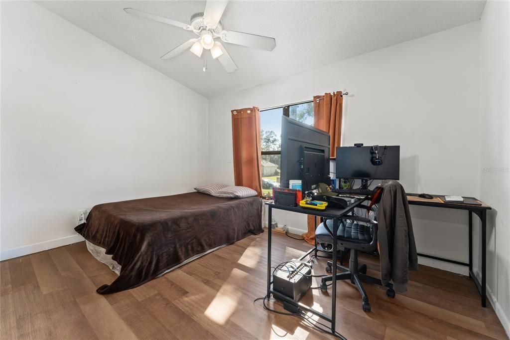 На продажу: $344,900 (3 спален, 2 ванн, 1712 Квадратных фут)