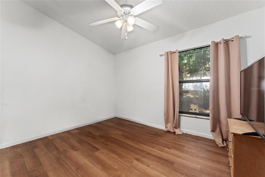 На продажу: $344,900 (3 спален, 2 ванн, 1712 Квадратных фут)