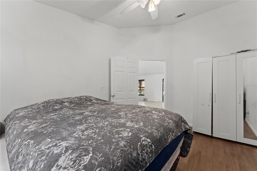 На продажу: $344,900 (3 спален, 2 ванн, 1712 Квадратных фут)