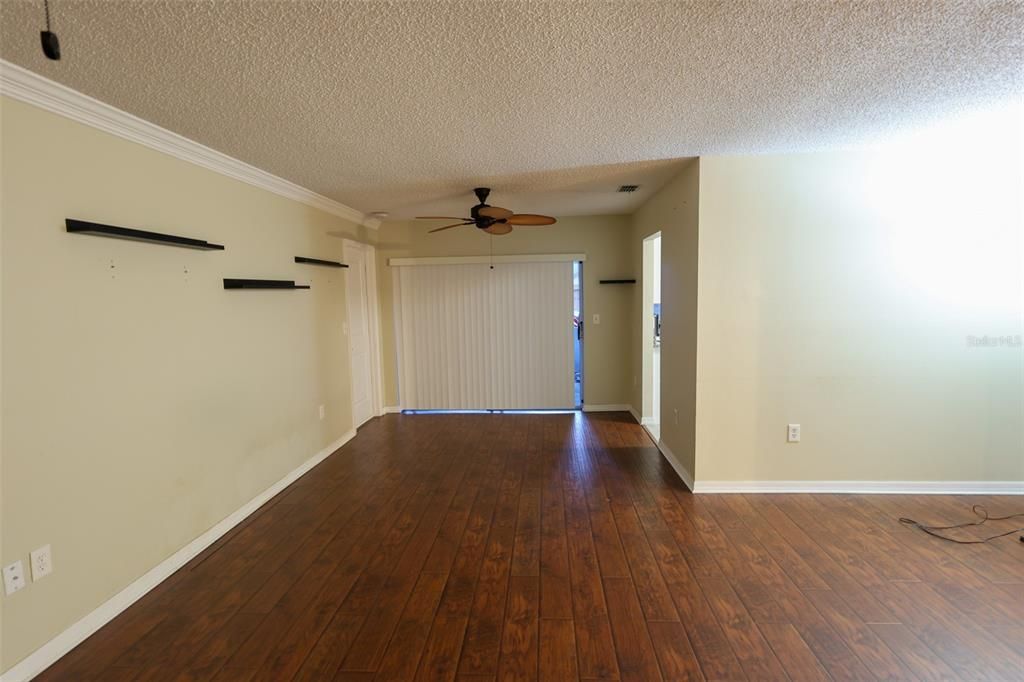 出租: $2,200 (3 贝兹, 2 浴室, 1771 平方英尺)