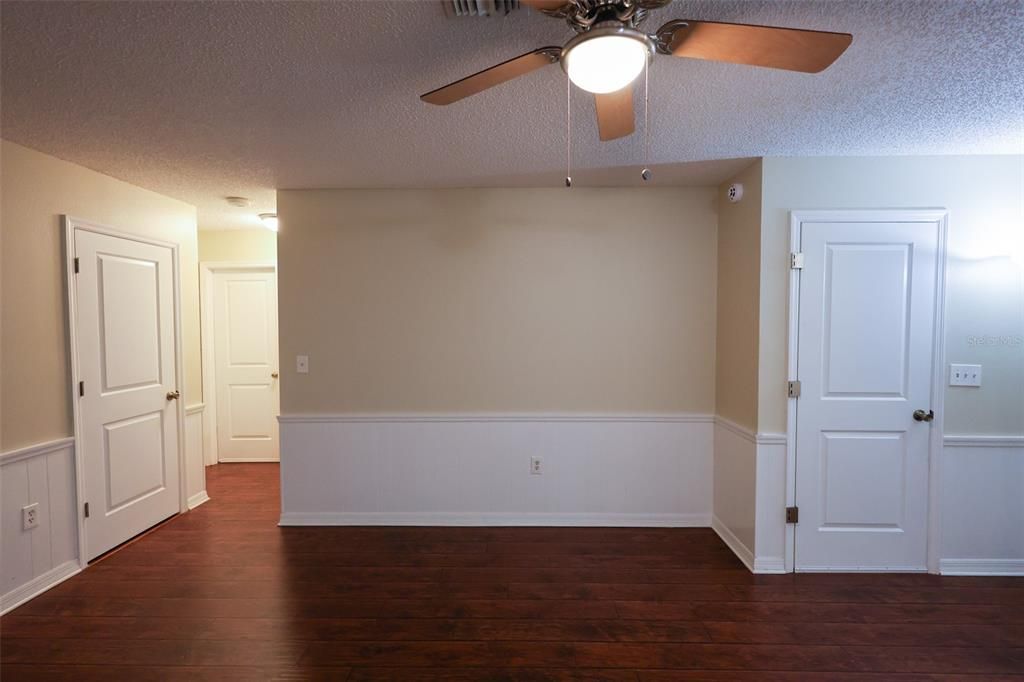 出租: $2,200 (3 贝兹, 2 浴室, 1771 平方英尺)