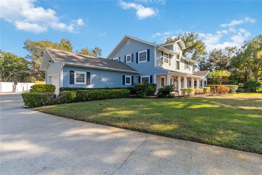 For Sale: $730,000 (5 beds, 3 baths, 3126 Square Feet)