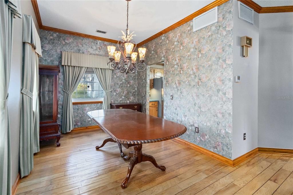 For Sale: $730,000 (5 beds, 3 baths, 3126 Square Feet)