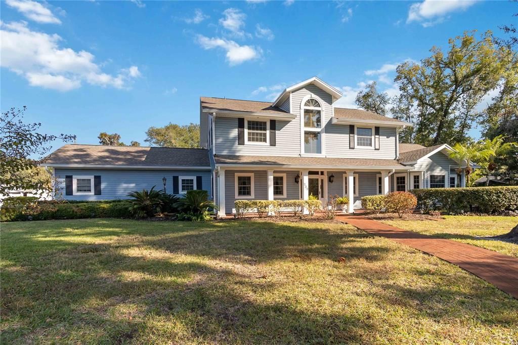 For Sale: $730,000 (5 beds, 3 baths, 3126 Square Feet)