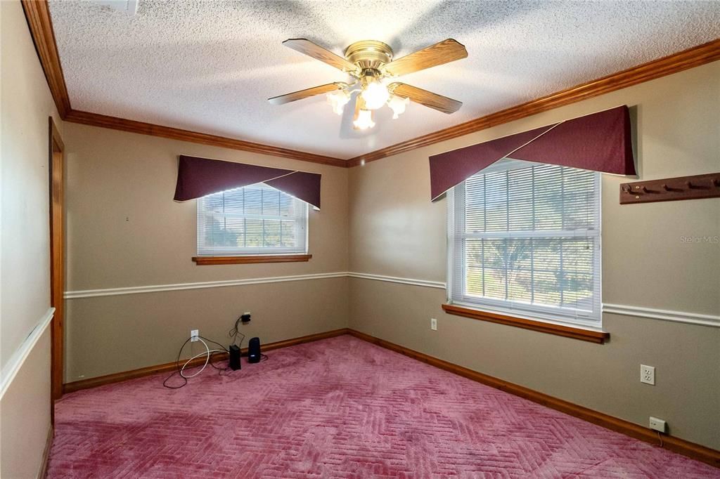 For Sale: $730,000 (5 beds, 3 baths, 3126 Square Feet)