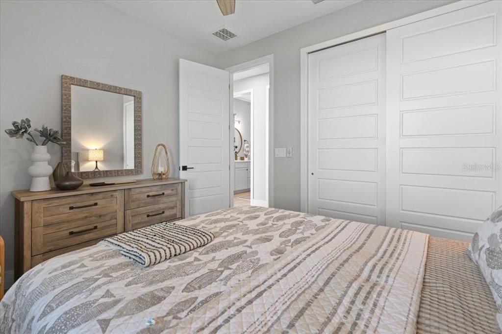 待售: $595,000 (3 贝兹, 2 浴室, 1784 平方英尺)