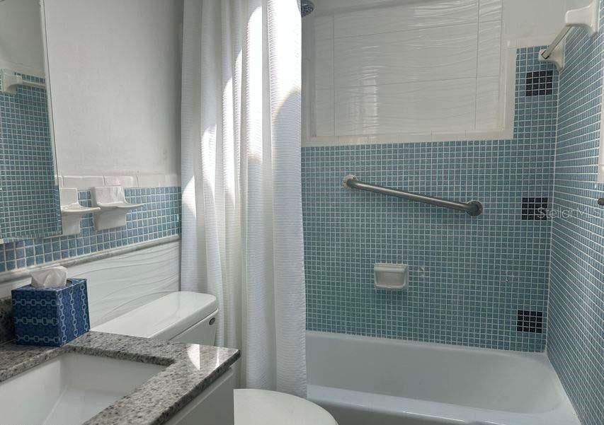 待售: $549,500 (3 贝兹, 1 浴室, 127 平方英尺)