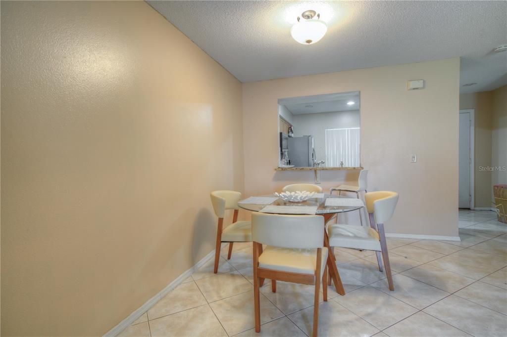 For Rent: $1,750 (2 beds, 2 baths, 1013 Square Feet)
